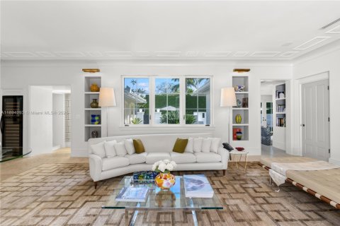 Casa en venta en Miami Beach, Florida, 4 dormitorios, 358.32 m2 № 1949947 - foto 8