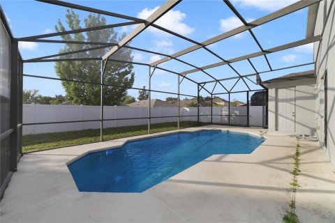 House in Kissimmee, Florida 5 bedrooms, 321.44 sq.m. № 1880866 - photo 23
