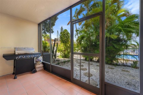 Adosado en alquiler en Hallandale Beach, Florida, 3 dormitorios, 162.58 m2 № 2085993 - foto 20