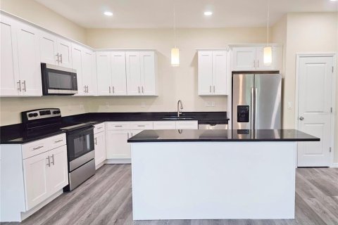 Touwnhouse à vendre à Tampa, Floride: 3 chambres, 178.19 m2 № 2132448 - photo 5