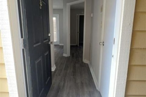 Condominio en alquiler en Tampa, Florida, 1 dormitorio, 59.55 m2 № 1810747 - foto 3