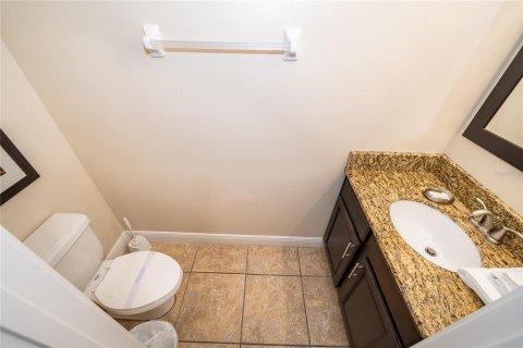 Adosado en venta en Davenport, Florida, 4 dormitorios, 191.38 m2 № 2156959 - foto 27