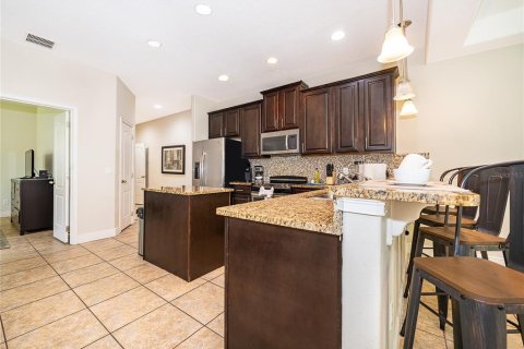 Adosado en venta en Davenport, Florida, 4 dormitorios, 191.38 m2 № 2156959 - foto 17
