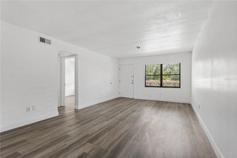 Купить кондоминиум в Сент-Питерсберг, Флорида 5 комнат, 96.15м2, № 2097550 - фото 5