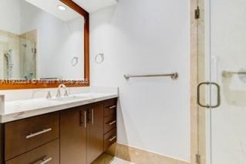 Купить кондоминиум в Корал-Гейблс, Флорида 1 спальня, 103.77м2, № 1954724 - фото 14