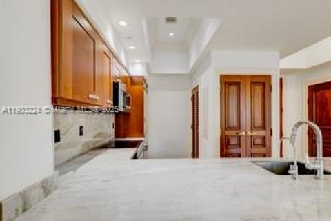 Купить кондоминиум в Корал-Гейблс, Флорида 1 спальня, 103.77м2, № 1954724 - фото 4