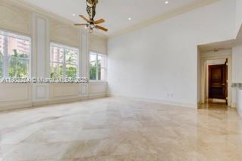 Купить кондоминиум в Корал-Гейблс, Флорида 1 спальня, 103.77м2, № 1954724 - фото 10