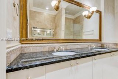 Купить кондоминиум в Корал-Гейблс, Флорида 1 спальня, 103.77м2, № 1954724 - фото 6