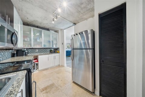Copropriété à louer à Miami, Floride: 1 chambre, 85.01 m2 № 1952327 - photo 14