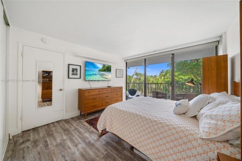 Copropriété à louer à Miami, Floride: 1 chambre, 85.01 m2 № 1952327 - photo 7