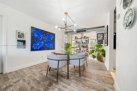 Copropriété à louer à Miami, Floride: 1 chambre, 85.01 m2 № 1952327 - photo 5