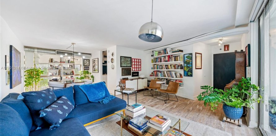 Condo à Miami, Floride, 1 chambre  № 1952327