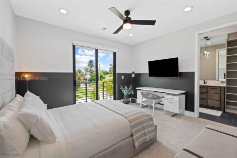 House in Fort Lauderdale, Florida 4 bedrooms, 282.33 sq.m. № 1839755 - photo 24
