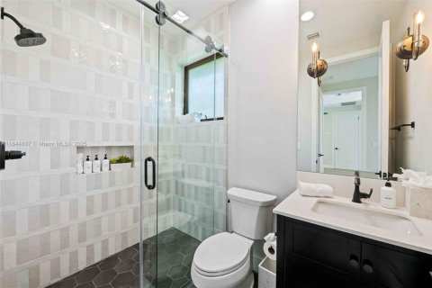 House in Fort Lauderdale, Florida 4 bedrooms, 282.33 sq.m. № 1839755 - photo 27