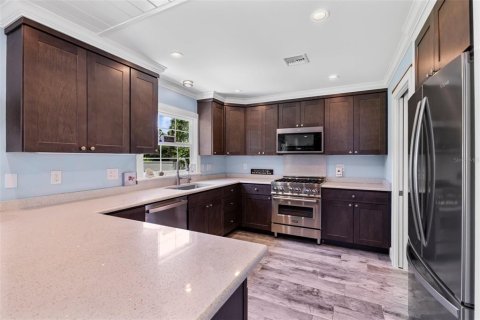 House in Vero Beach, Florida 4 bedrooms, 231.61 sq.m. № 1846684 - photo 13