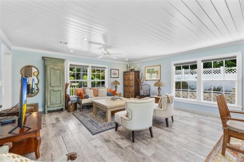 House in Vero Beach, Florida 4 bedrooms, 231.61 sq.m. № 1846684 - photo 6