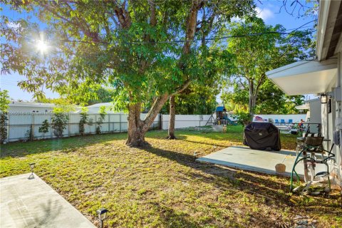 Casa en venta en Hollywood, Florida, 3 dormitorios, 94.02 m2 № 1893397 - foto 15