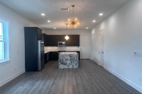 Touwnhouse à vendre à Saint Petersburg, Floride: 3 chambres, 197.42 m2 № 2413786 - photo 7