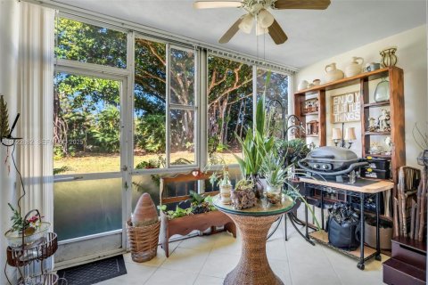 Condominio en venta en Delray Beach, Florida, 2 dormitorios, 94.11 m2 № 1982505 - foto 9