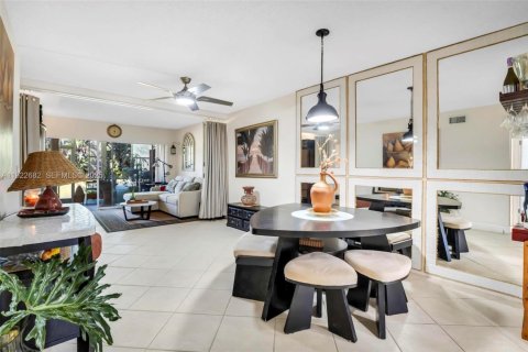 Condominio en venta en Delray Beach, Florida, 2 dormitorios, 94.11 m2 № 1982505 - foto 2