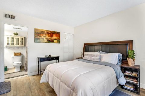 Condominio en venta en Delray Beach, Florida, 2 dormitorios, 94.11 m2 № 1982505 - foto 15