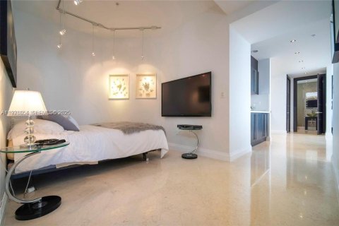 Condominio en venta en Sunny Isles Beach, Florida, 3 dormitorios, 199.09 m2 № 2076830 - foto 11