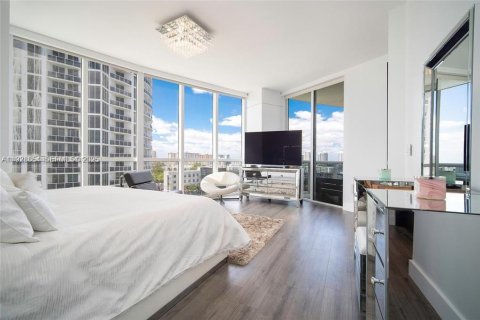 Condominio en venta en Sunny Isles Beach, Florida, 3 dormitorios, 199.09 m2 № 2076830 - foto 8