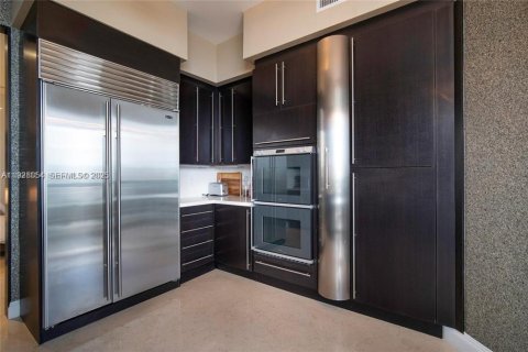 Condominio en venta en Sunny Isles Beach, Florida, 3 dormitorios, 199.09 m2 № 2076830 - foto 15