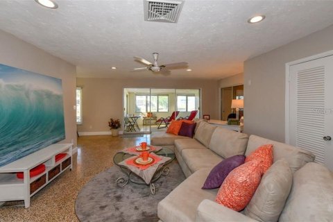 Casa en alquiler en Bradenton, Florida, 3 dormitorios, 179.67 m2 № 1915451 - foto 3