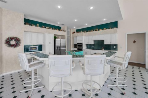 House in Oldsmar, Florida 5 bedrooms, 314.94 sq.m. № 1900575 - photo 12