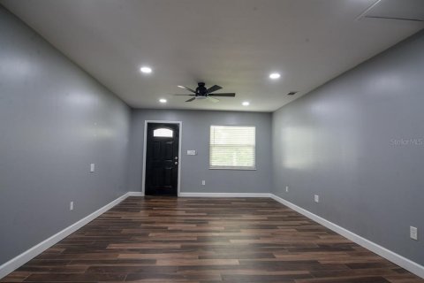 House in Kissimmee, Florida 3 bedrooms, 127.09 sq.m. № 2231234 - photo 15