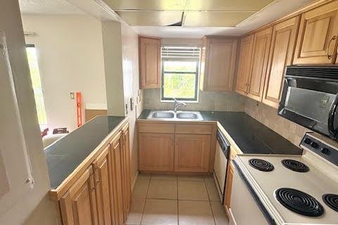 Купить кондоминиум в Форт-Лодердейл, Флорида 3 комнаты, 89.93м2, № 2146796 - фото 14