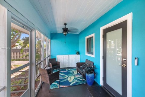 Villa ou maison à vendre à Hollywood, Floride: 3 chambres, 98.85 m2 № 1983461 - photo 4