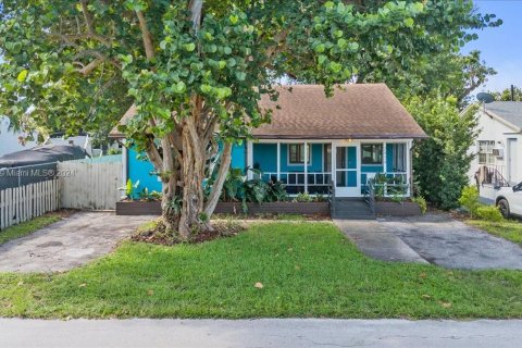 Villa ou maison à Hollywood, Floride 3 chambres, 98.85 m2 № 1983461