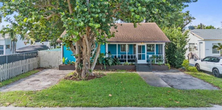 Villa ou maison à Hollywood, Floride 3 chambres, 98.85 m2 № 1983461