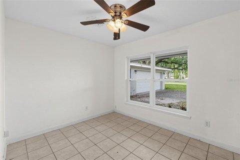 Villa ou maison à vendre à Winter Haven, Floride: 5 chambres, 195.47 m2 № 2407018 - photo 13