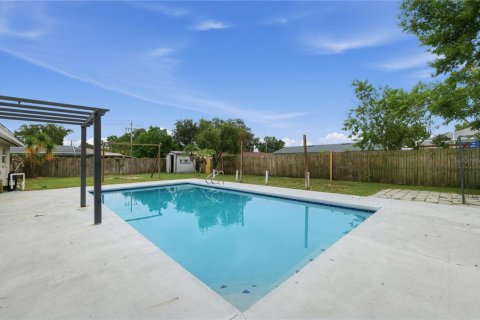 Villa ou maison à vendre à Winter Haven, Floride: 5 chambres, 195.47 m2 № 2407018 - photo 30