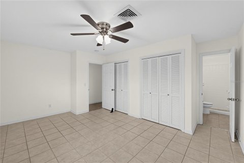 Villa ou maison à vendre à Winter Haven, Floride: 5 chambres, 195.47 m2 № 2407018 - photo 15