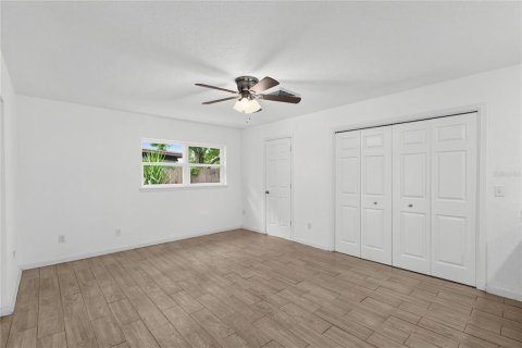 Villa ou maison à vendre à Winter Haven, Floride: 5 chambres, 195.47 m2 № 2407018 - photo 27