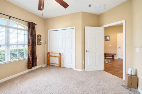 House in Ocala, Florida 5 bedrooms, 235.6 sq.m. № 2314127 - photo 15