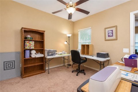 House in Ocala, Florida 5 bedrooms, 235.6 sq.m. № 2314127 - photo 25