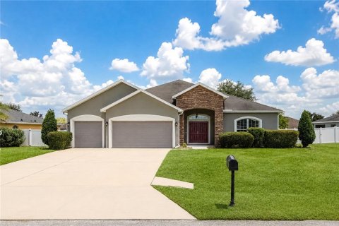 House in Ocala, Florida 5 bedrooms, 235.6 sq.m. № 2314127 - photo 5