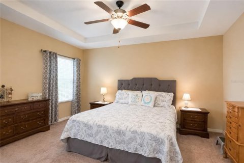 House in Ocala, Florida 5 bedrooms, 235.6 sq.m. № 2314127 - photo 17