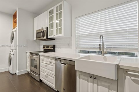 Condo in Boca Raton, Florida, 2 bedrooms № 2005916 - photo 11