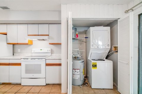 Copropriété à vendre à Orlando, Floride: 2 chambres, 81.01 m2 № 1876150 - photo 15