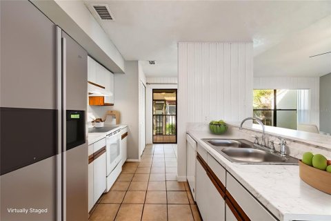 Copropriété à vendre à Orlando, Floride: 2 chambres, 81.01 m2 № 1876150 - photo 13