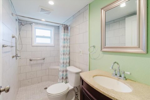 House in Largo, Florida 2 bedrooms, 104.42 sq.m. № 2147959 - photo 11