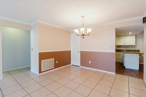 House in Largo, Florida 2 bedrooms, 104.42 sq.m. № 2147959 - photo 4