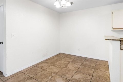 Condo in Orlando, Florida, 1 bedroom  № 1618657 - photo 6