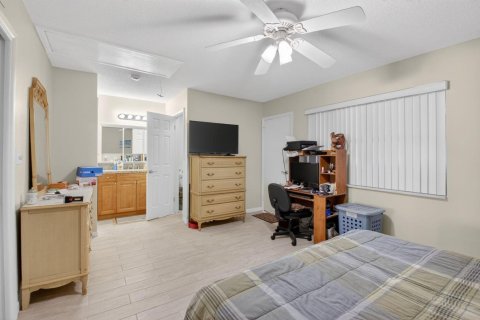 Condo in Delray Beach, Florida, 1 bedroom  № 2251455 - photo 13